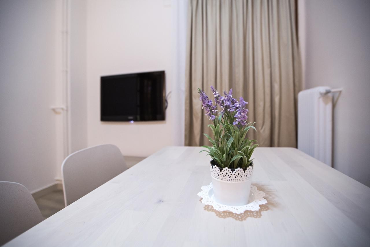 Paradise Apartment in Peiraiki Piraeus Bagian luar foto